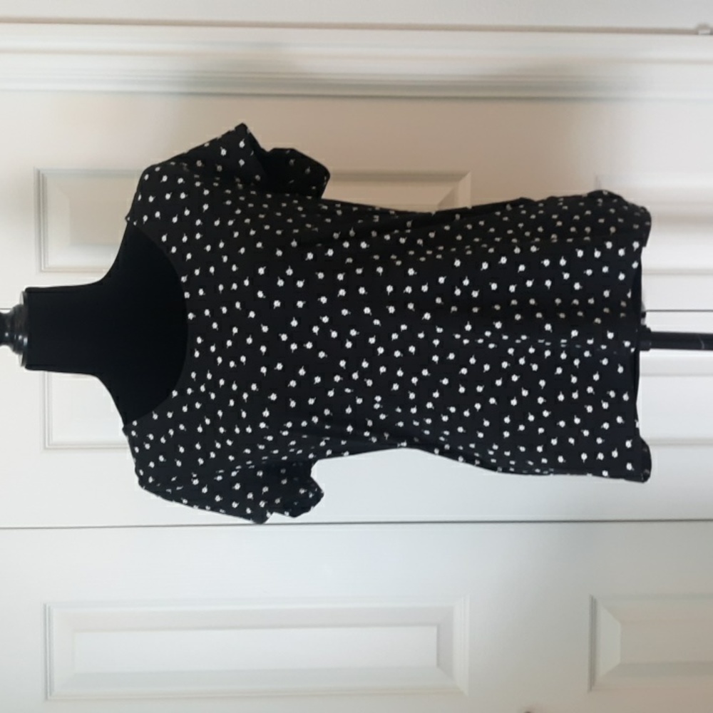 Black & White Flowered Tee